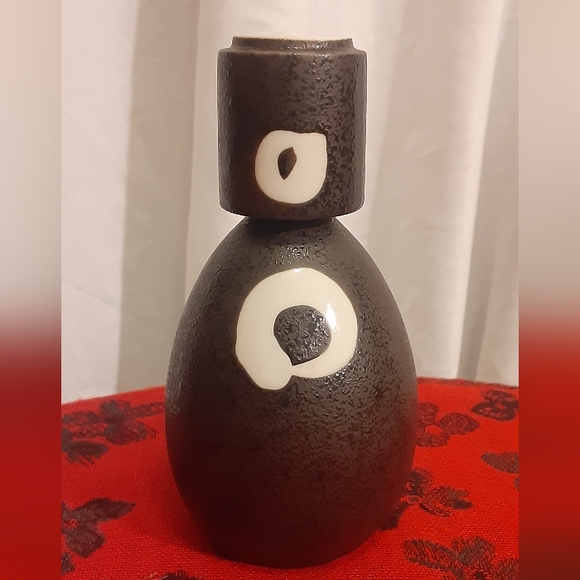 Sake Set for One, Black with White, Salt Glaze (Orangepeel Texture) MCI Japan - Picture 7 of 7